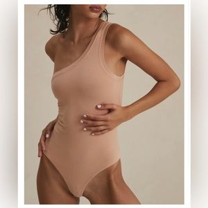 Clyque One Shoulder Bodysuit - Tan